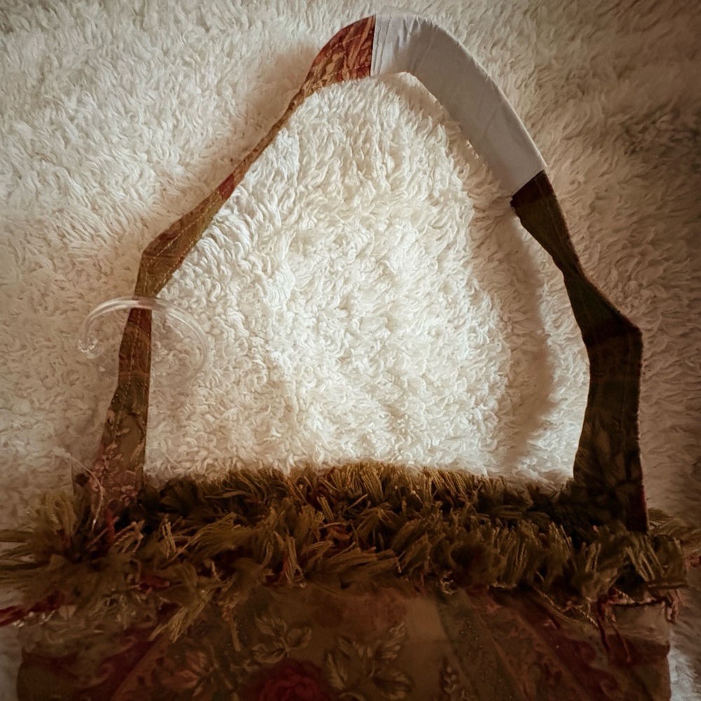 Floral Tapestry Tote Bag - Picture 9 of 10